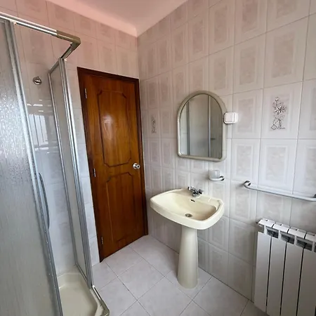 3 Bedroom 15 Min Walk To Sanctuary 公寓 *